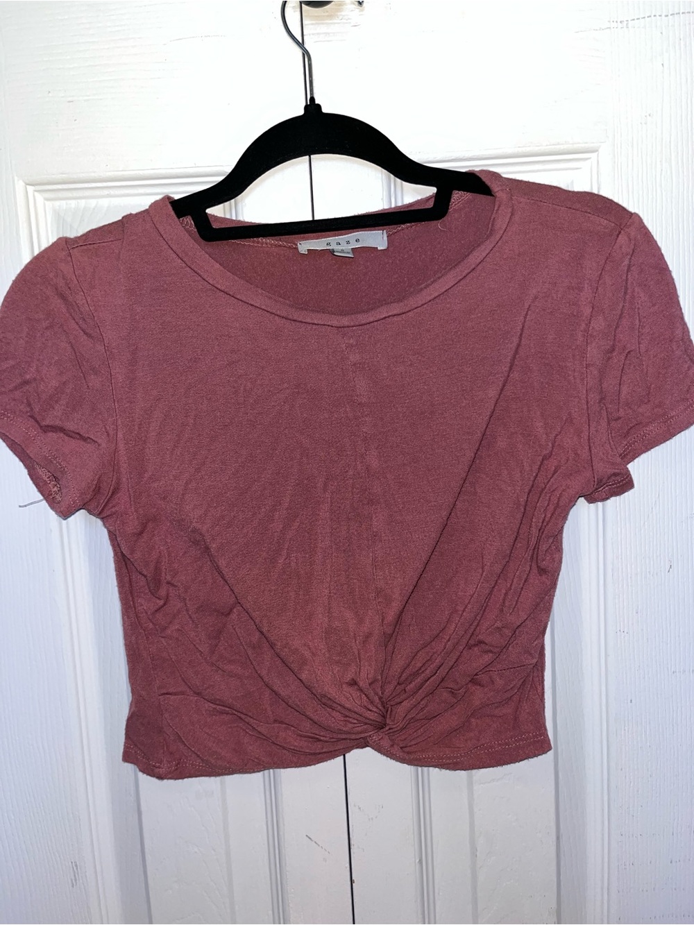 gaze Twisted Front Crop Tee - Mauve